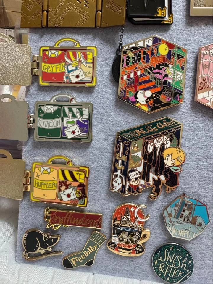 Enamel Pins - Harry Potter (Fancy ones) | Move out sale - photo 5