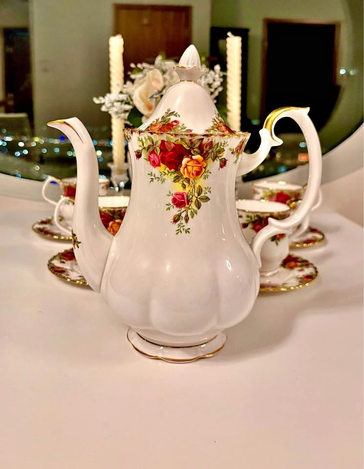 Royal Albert Old Country Roses Coffee Pot Made in England