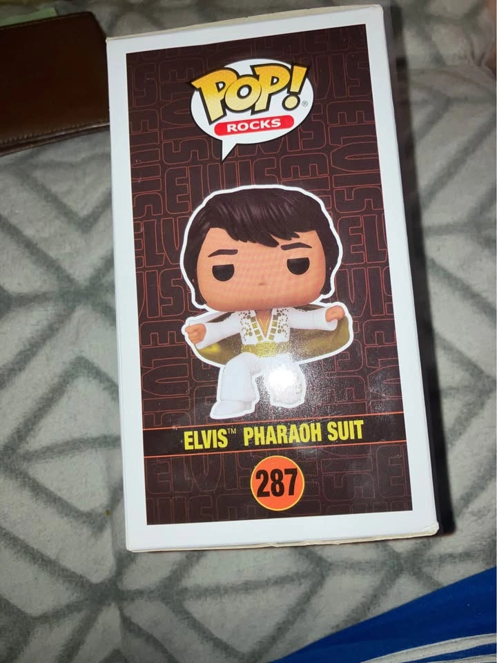 Funko Pop! Elvis Presley Pharaoh Suit #287 Vinyl Figure - photo 4