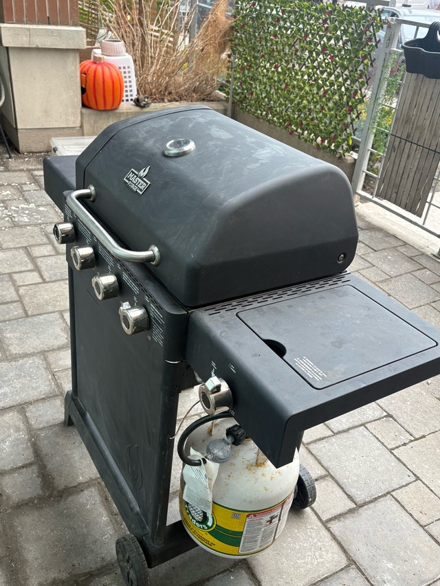 Master Forge BBQ 4 Burners (Gas Tank Included)