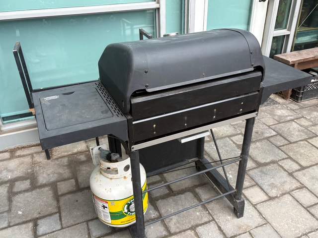 Master Forge BBQ 4 Burners (Gas Tank Included) - photo 5