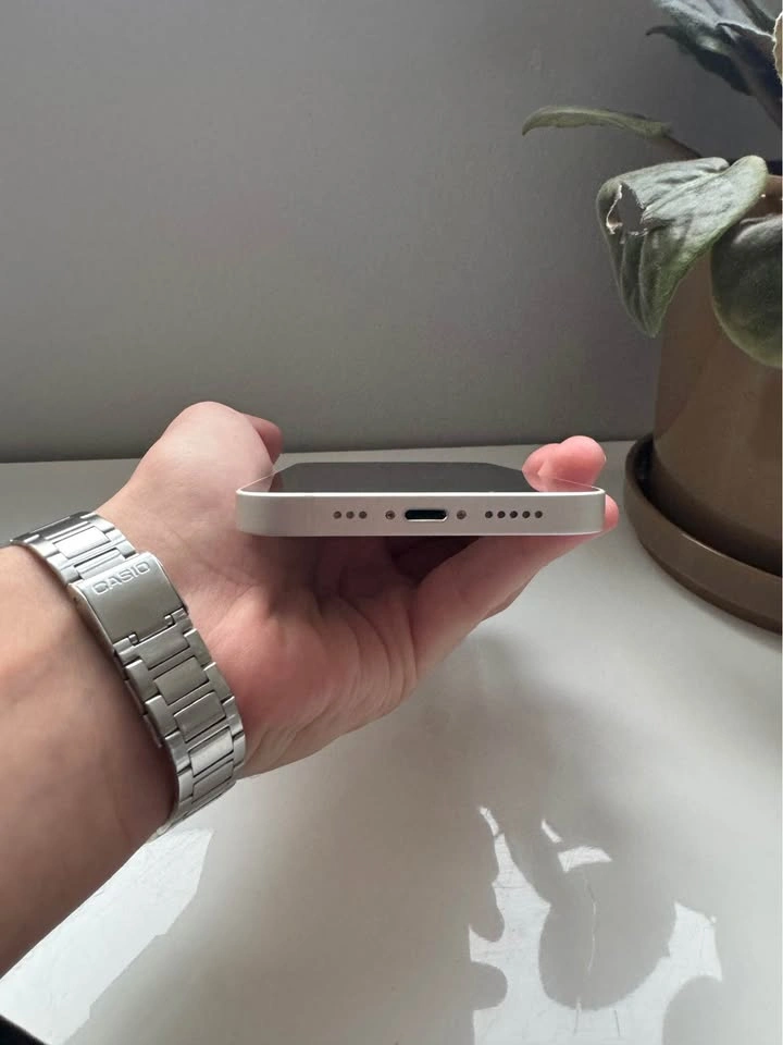 iPhone 14 128GB - photo 3