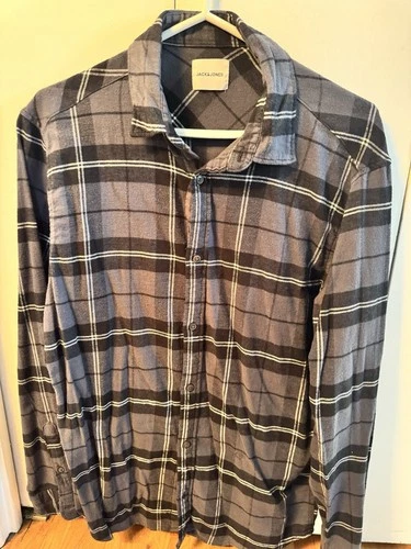 Jack & Jones Plaid Flannel Men’s Shirt, Large. New Without tags
