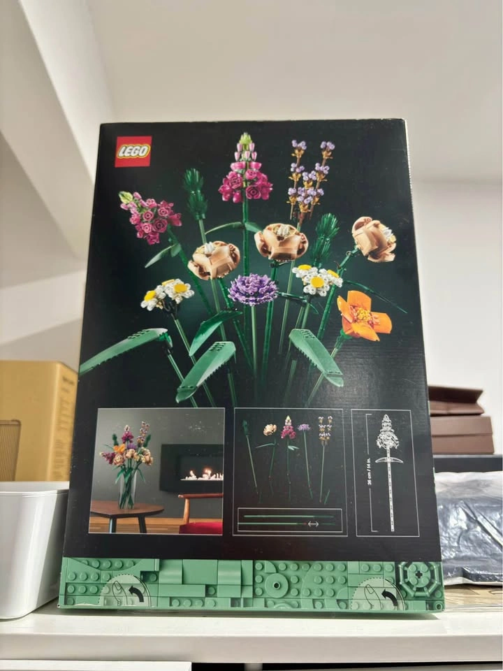 LEGO Flower Bouquet - Botanical Collection (New) - photo 2