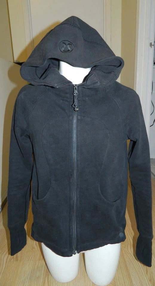LULULEMON PLEAT TO STREET HOODY - Size 4 - photo 2