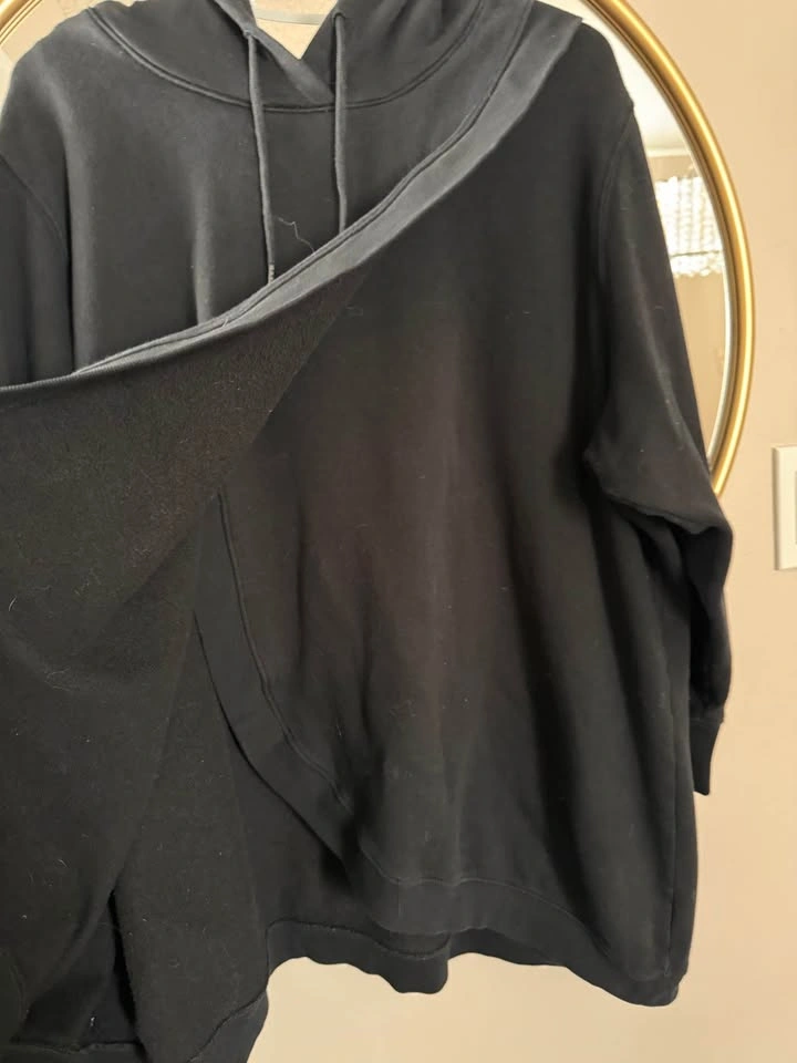 Old Navy Black Maternity Hoodie - photo 2