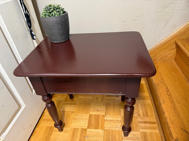 Dark Brown Used Side Table - photo 3