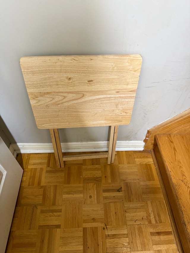 Folding Table
