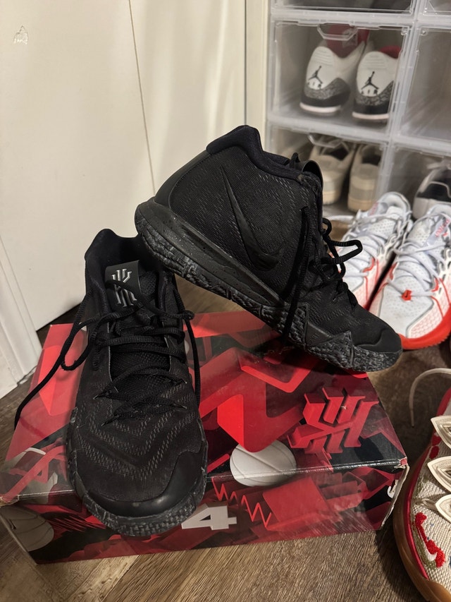 Nike Shoe Collection - Multiple Models - photo 2