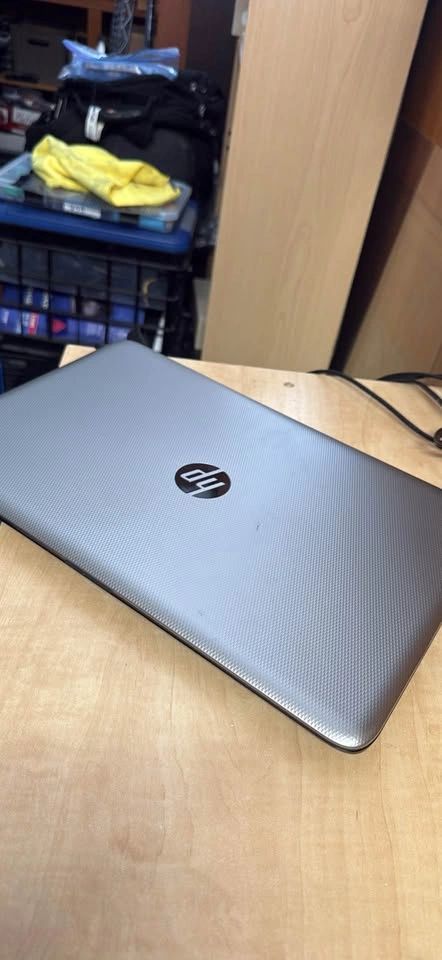 HP laptop - photo 3