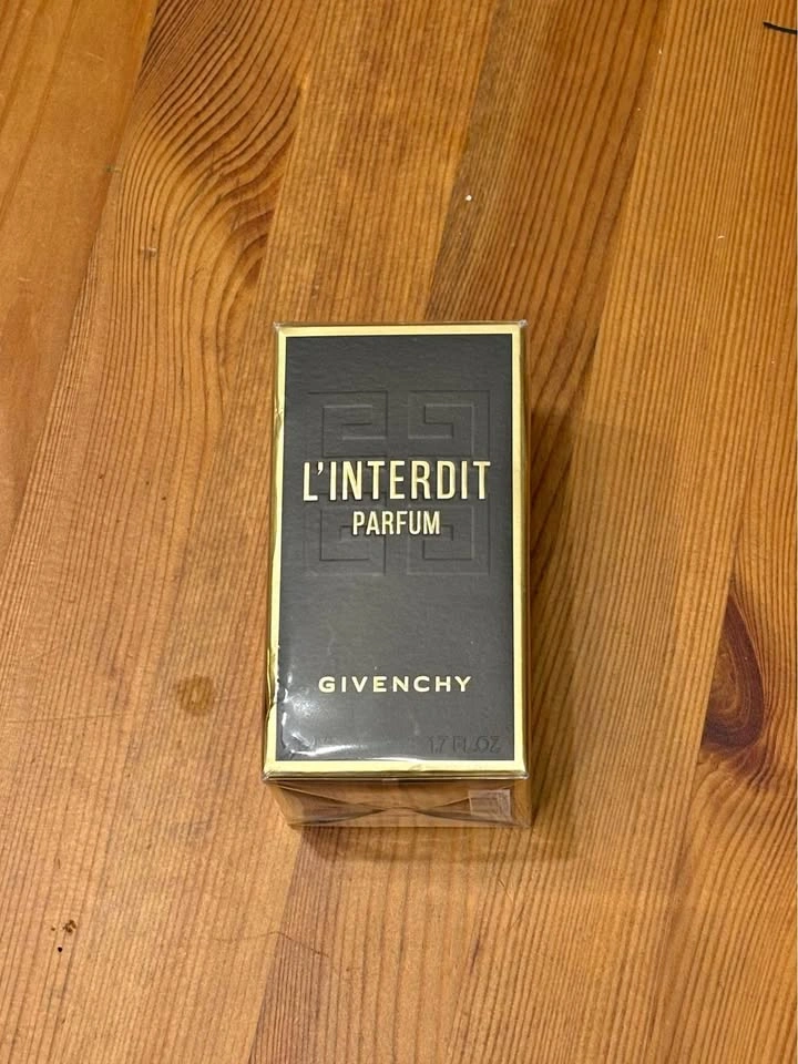 Givenchy l’interdit