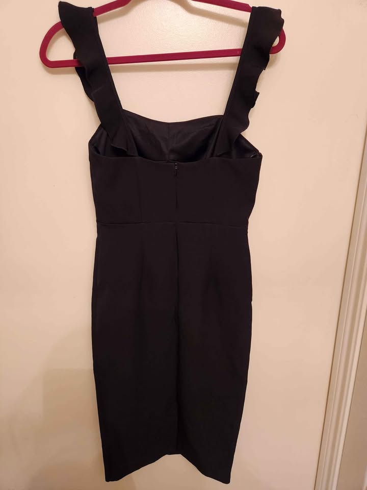 BNWT little black dress from River Island (Size 8) - photo 2