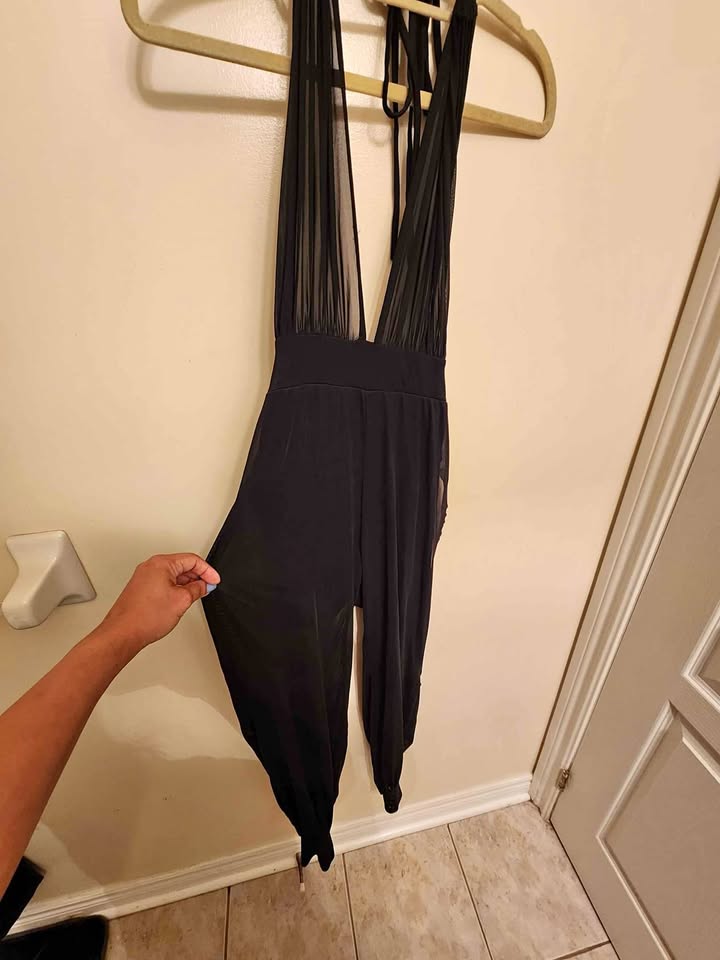 Black jumpsuit (M)