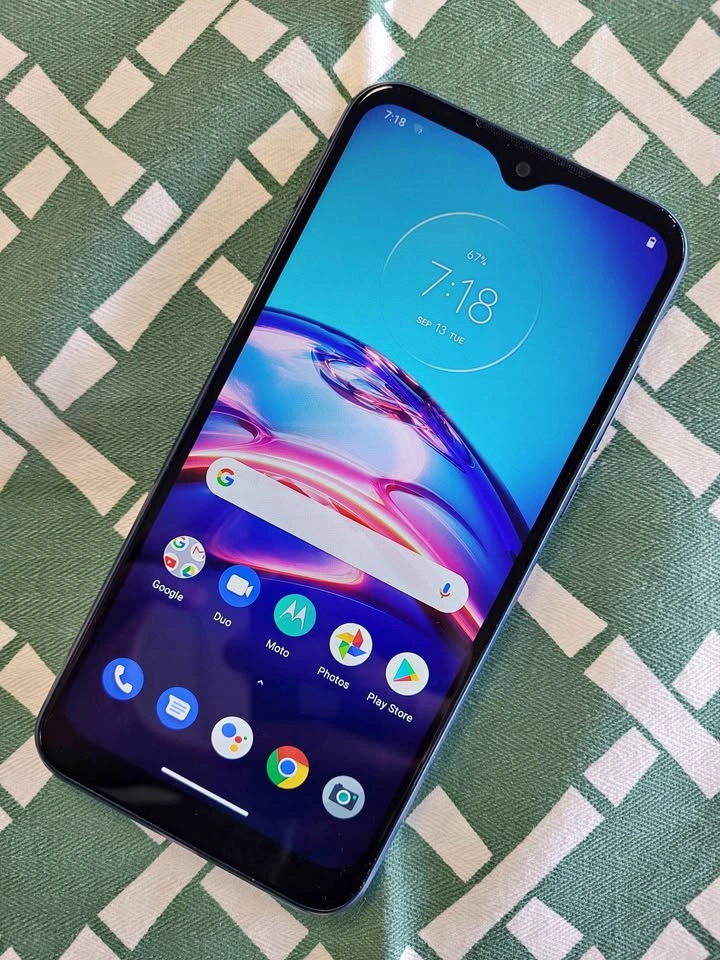 MOTO E 2020 32GB UNLOCKED