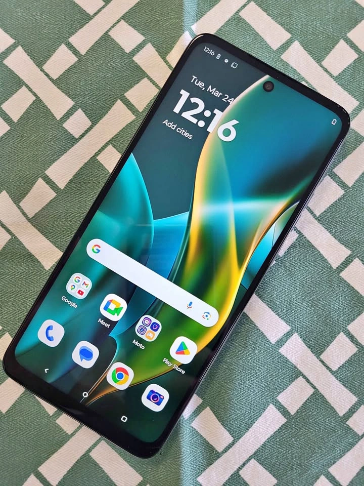 MOTO G 5G 2025 128GB UNLOCKED