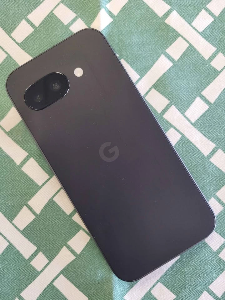 Google Pixel 9A 128GB Unlocked - photo 2
