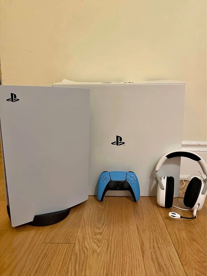 PS5 Gaming Bundle – Everything You Need (Plug & Play Setup)