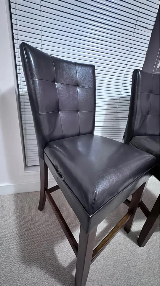 Pair Black Tufted Faux Leather Bar Stools Counter Chairs - photo 2