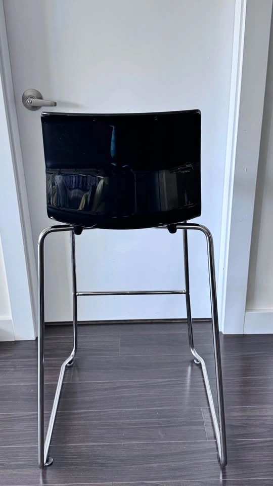 Sleek 30” Bar-Height Stool – Black & Chrome - photo 2