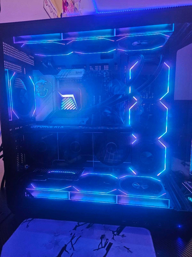 Custom Gaming PC & 1440p 240Hz monitor