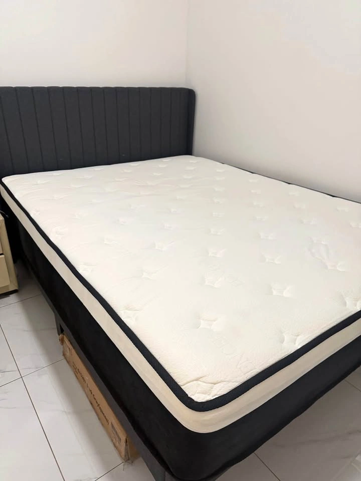 Moving Sale - Queen Mattress - Medium Firm