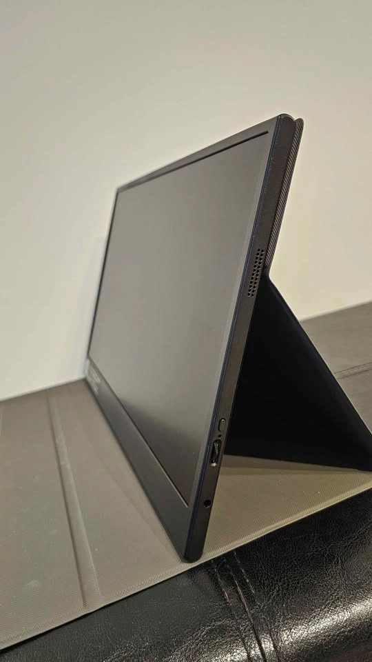Yodoit Portable Monitor with Smart Cover 15.6" - photo 3