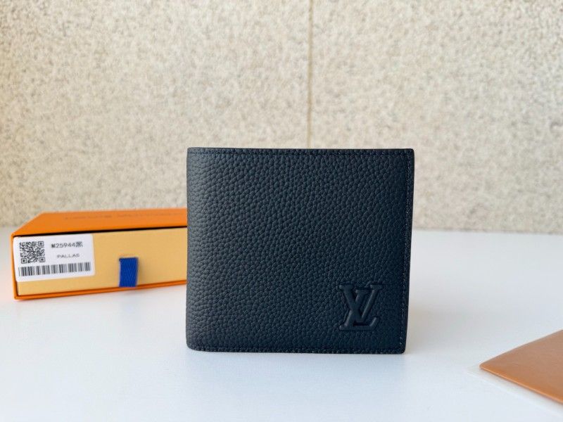Louis Vuitton Marco Wallet Black