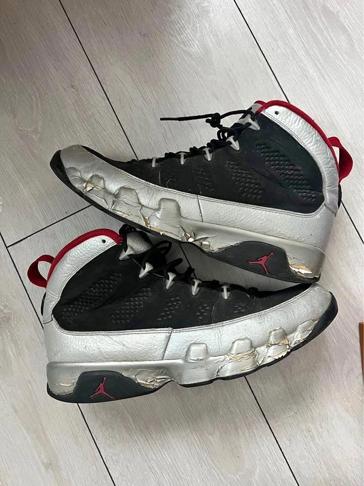 Jordan 9 "Johnny Kilroy" - Size 11