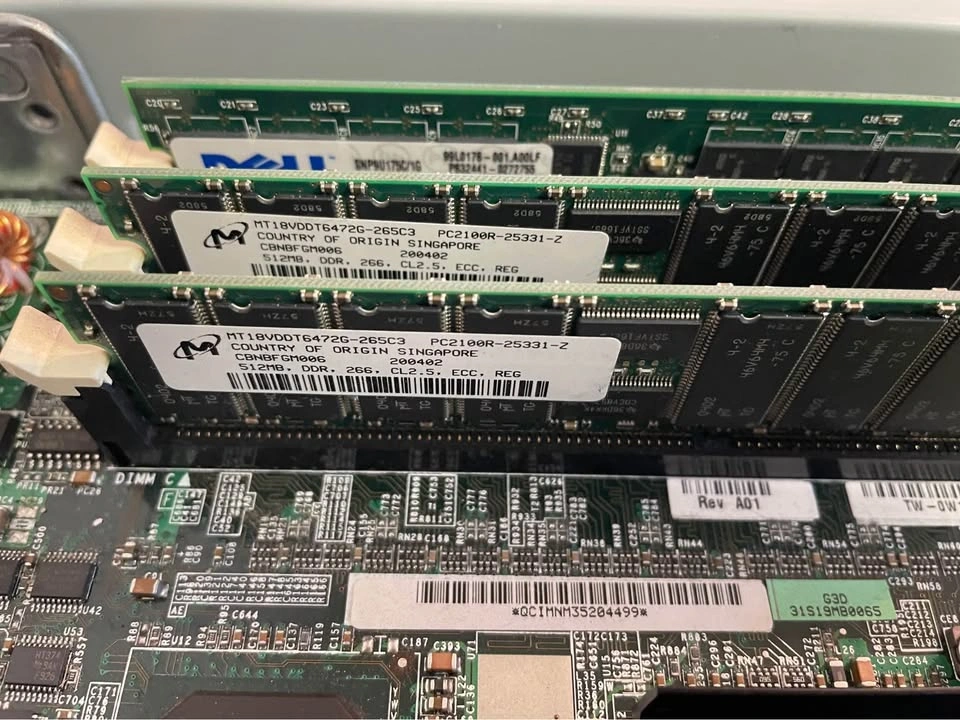 Lot of 4 Mixed Brand Servers - photo 2