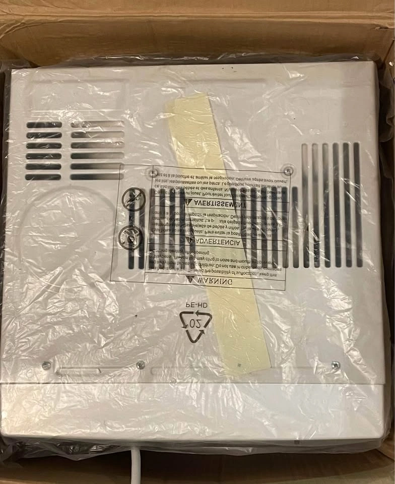 GE 5,000 BTU Air Conditioner - photo 2