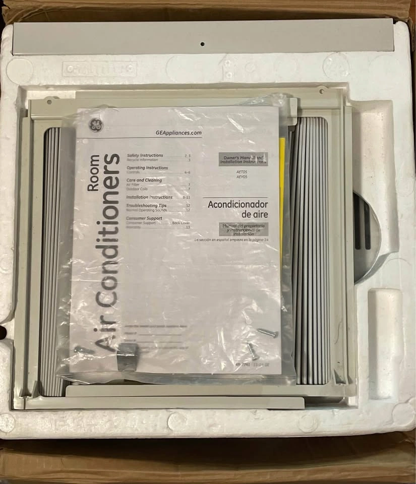 GE 5,000 BTU Air Conditioner - photo 3