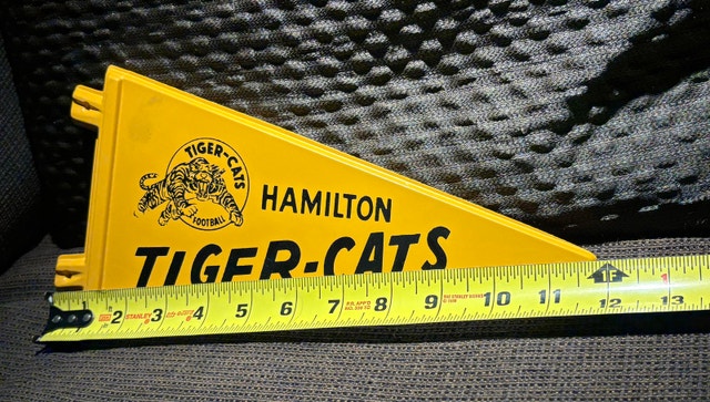 1970s Hamilton Tiger-Cats Small Plastic Pennant - photo 4