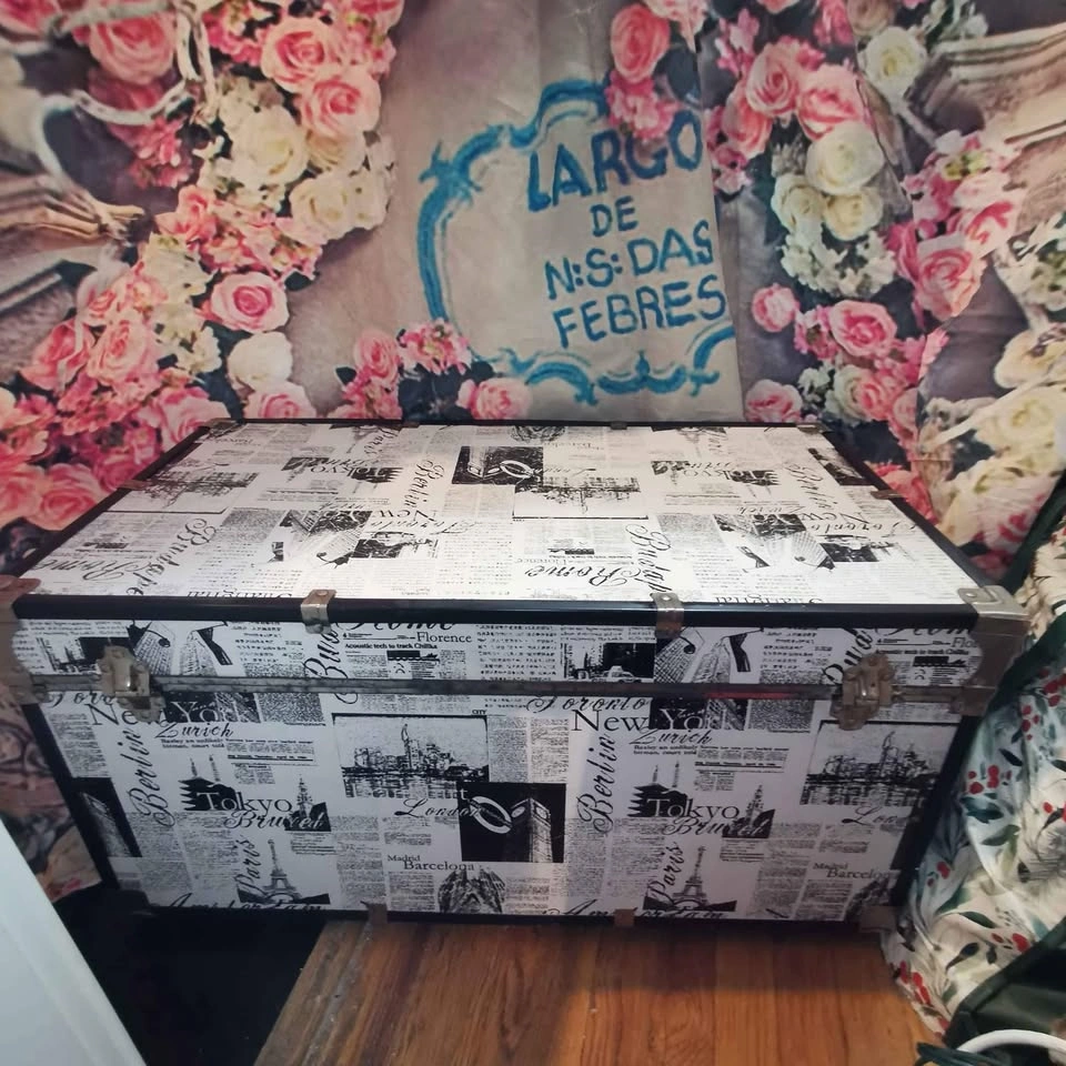 Vintage Steamer Trunk - Travel Collage - photo 5