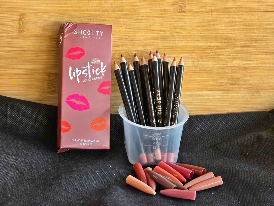 12 Pcs Lip Liner Set thumbnail
