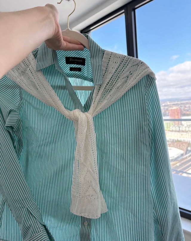5$/Knitted shawl