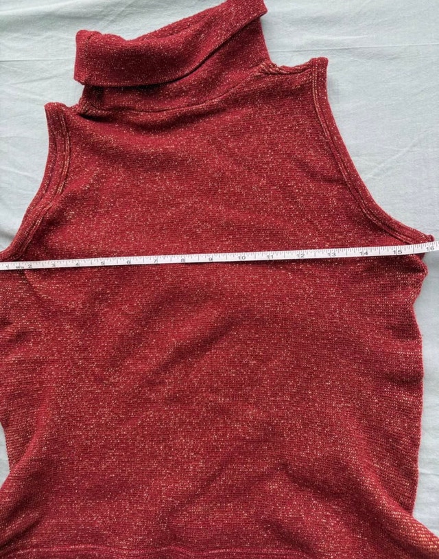 Made in Italy Sleeveless Turtleneck Top - Size Small - photo 5