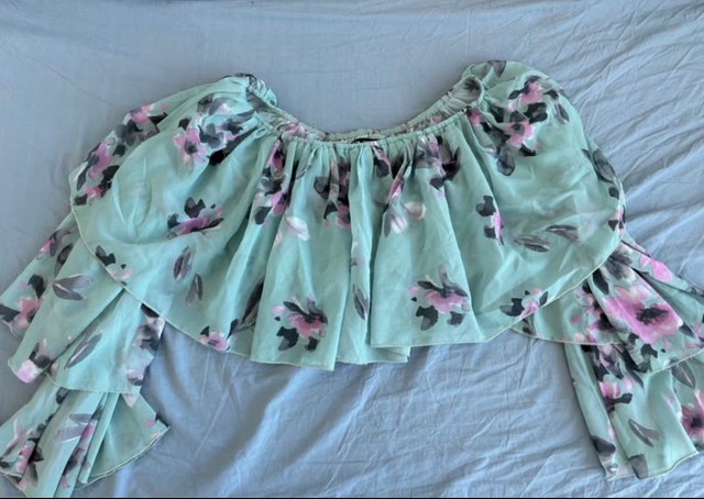 Floral Blouse Size M