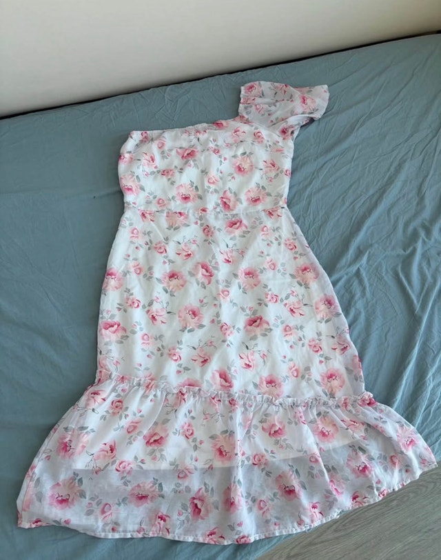 Floral Dress - Size Medium