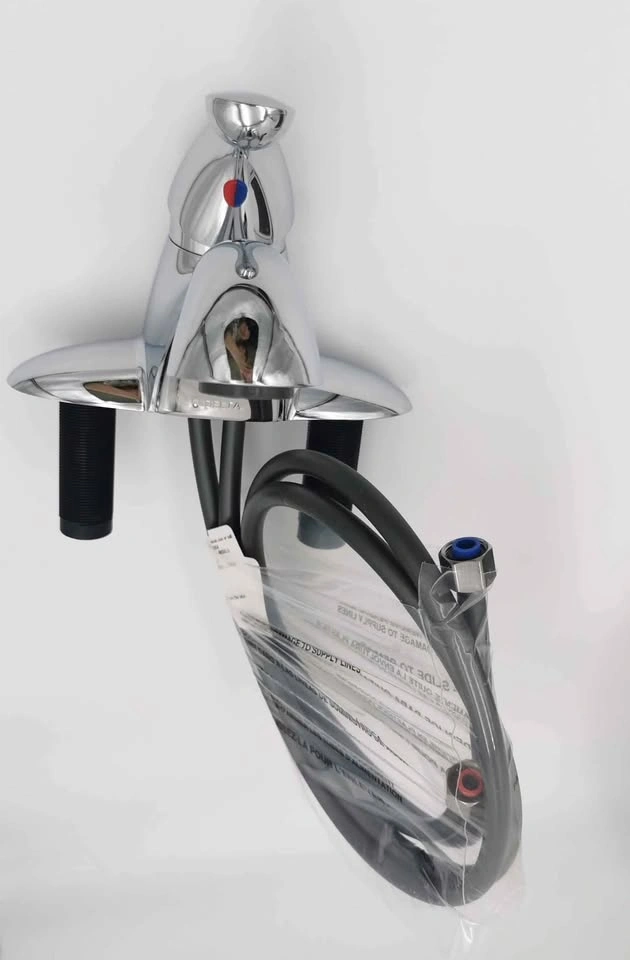 NEW Delta Classic Single Handle Centerset Bathroom Faucet with P - photo 4