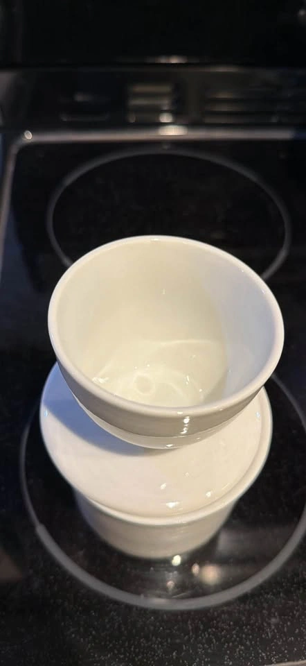 White Ceramic Butter Keeper/Butter Bell - photo 3