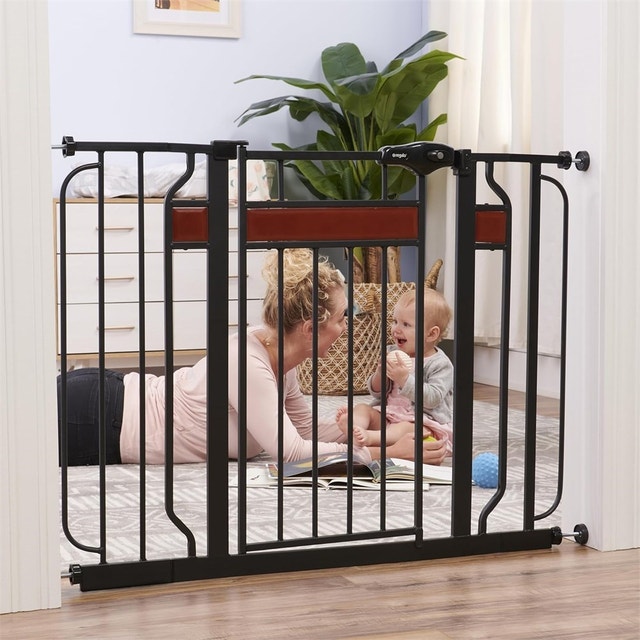 Regalo Home Accents Extra Wide Walk Thru Baby Gate - photo 2
