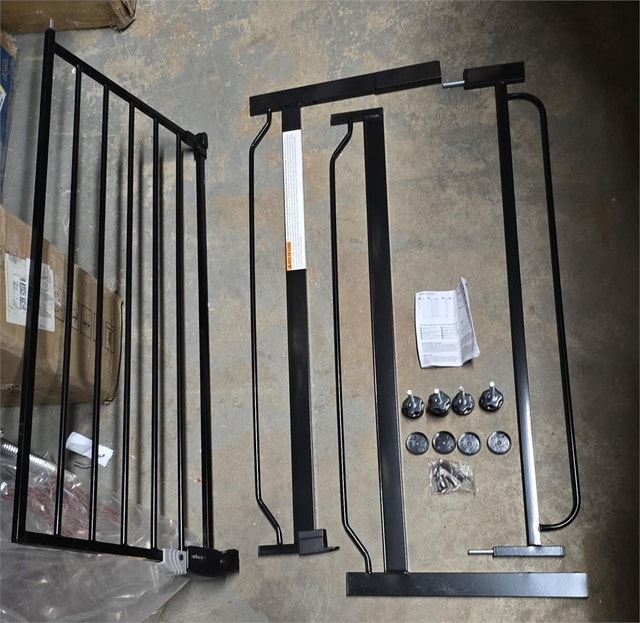 Regalo Easy Step Extra Tall Baby Gate + Bonus Kit - photo 3