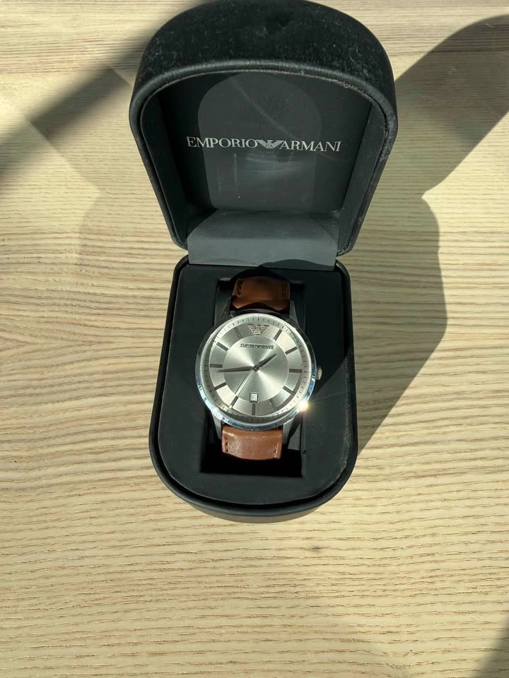 Emporio Armani Watch - Brown Leather Strap, Silver Dial - photo 4