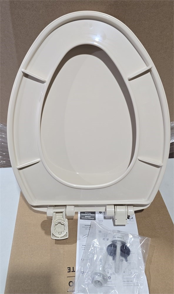 BEMIS Toilet Seat - Slow Close & Removable - photo 4