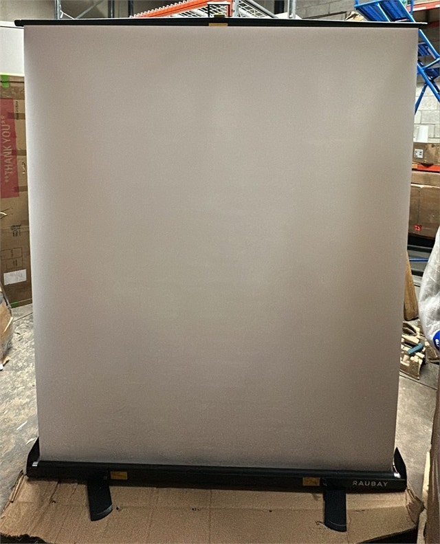 59.8 x 82.7in Collapsible White Backdrop Screen - photo 5