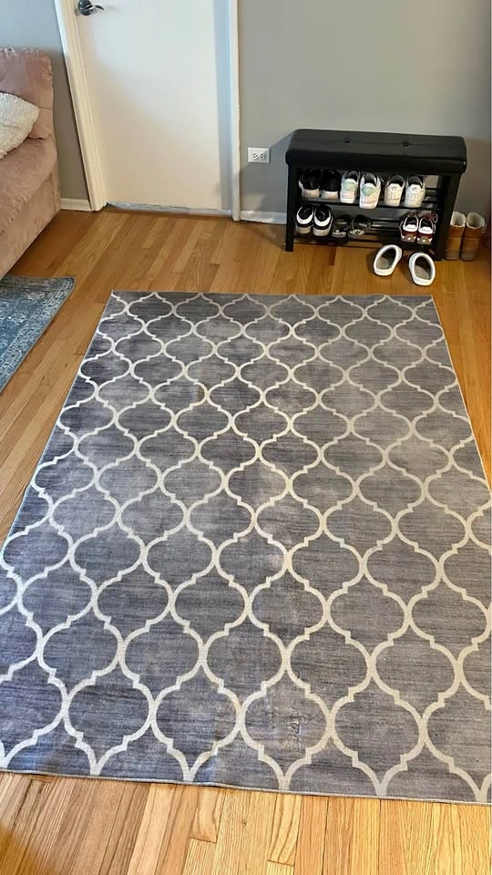 Huntington Home Area Rug - Grey & White Trellis (5x7)
