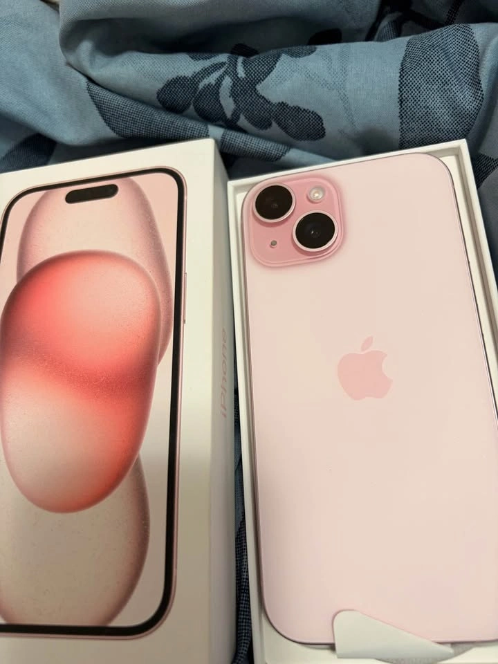 iPhone 15 128GB Pink - 90% Battery Health - Mint Condition - photo 2