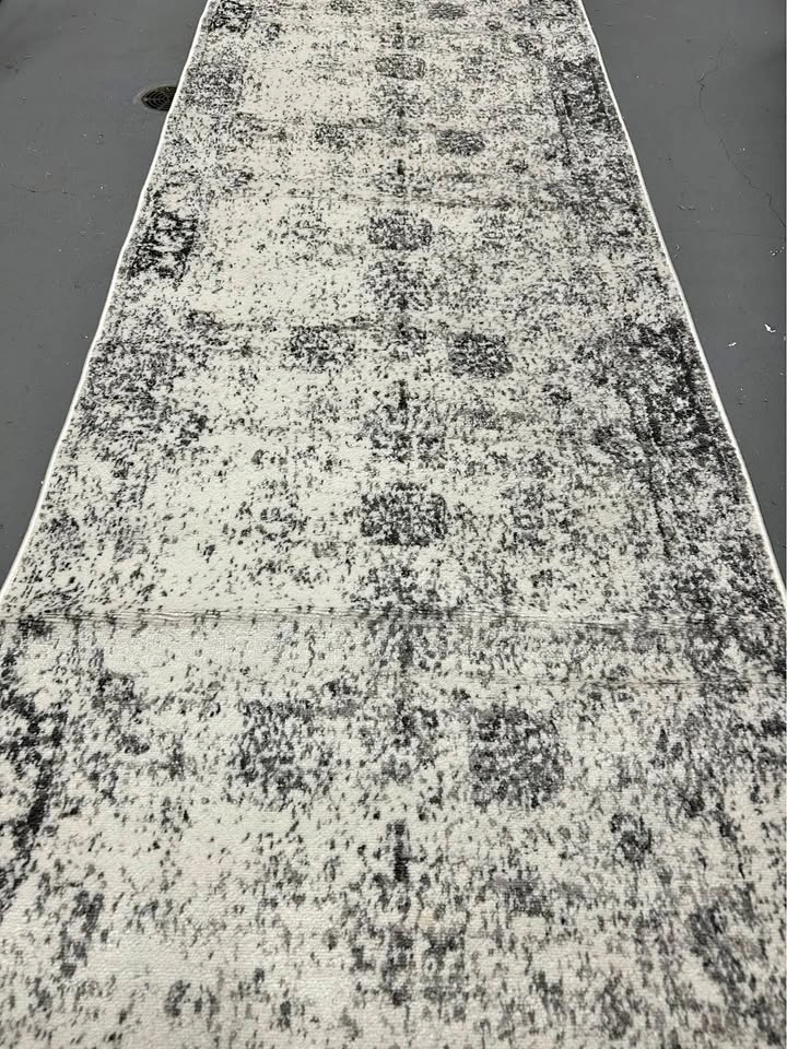 🥕 Brand New Monaco Collection Gray Runner Rug (1.6ft x 16ft)