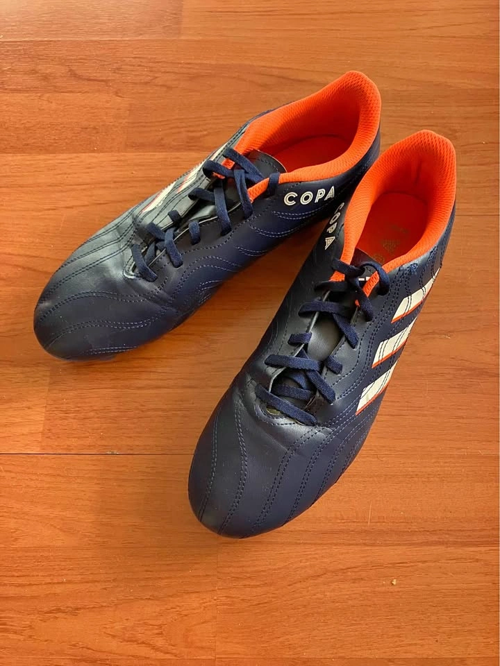 US MAN 10 Adidas Football Shoes