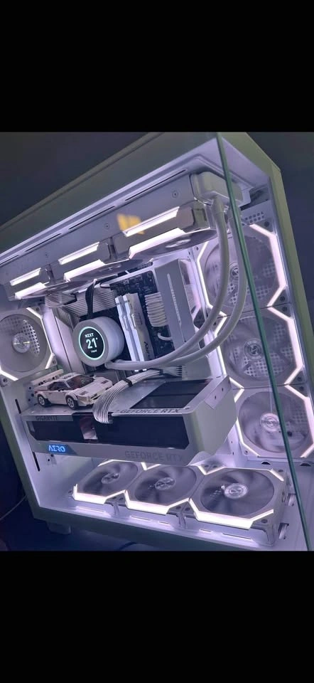Custom All White Gaming PC - 4090, 12900k